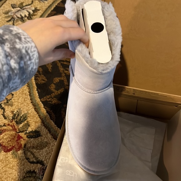 mini bailey bow Uggs : NEW - Picture 7 of 12